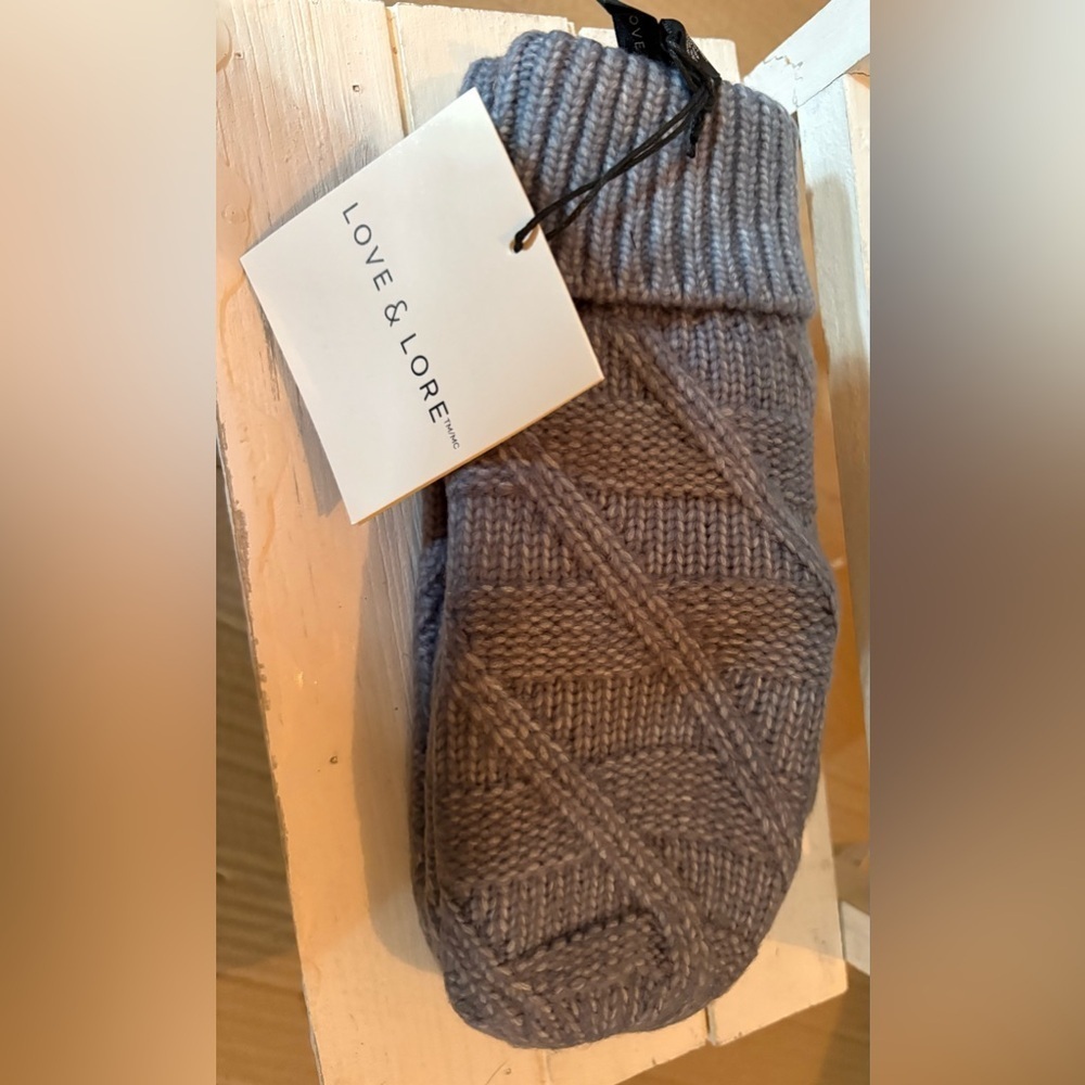 Love & Lore Blue Gray Knit Mittens